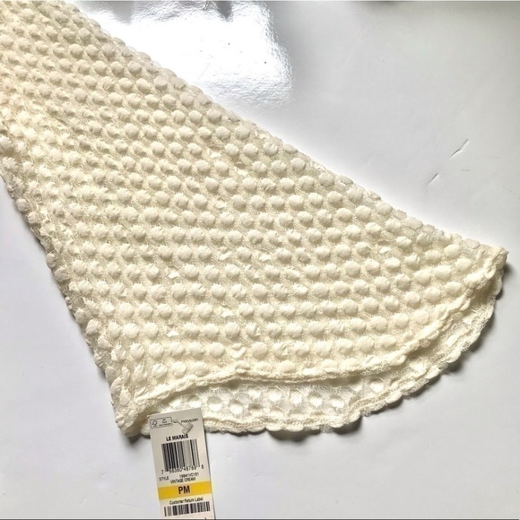 STYLE & CO. PETITE Medium faux wrap cream popcorn top Bell Sleeves NEW WITH TAGS - Picture 9 of 12